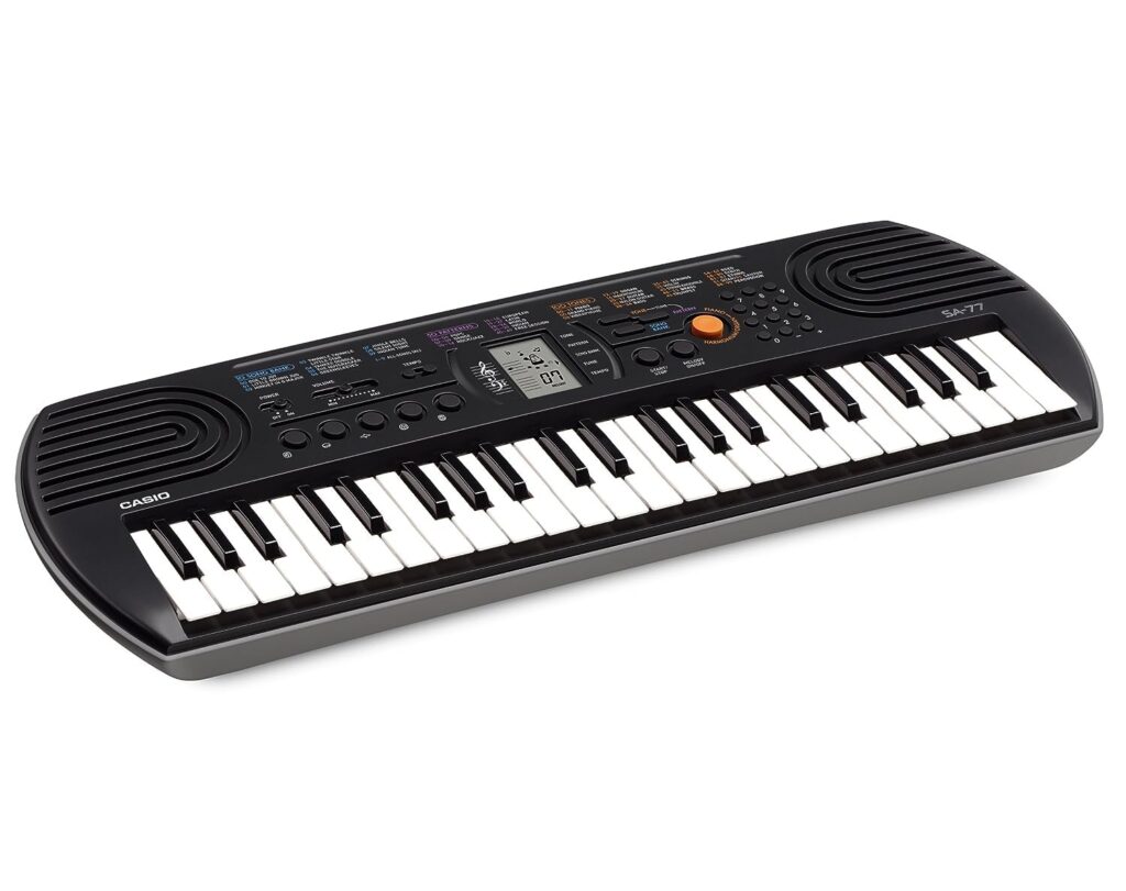 Teclado Electrónico Casio SA-77H7: Compacto y Perfecto Para Principiantes Músicos