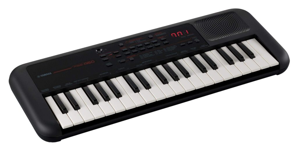 Yamaha PSS-A50: Teclado Portátil Compacto Ideal para Músicos en Movimiento